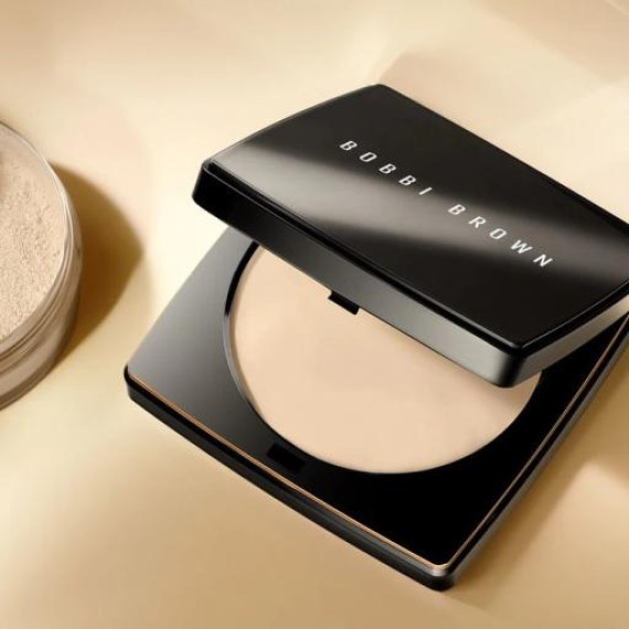 BOBBI BROWN Sheer Finish Pressed Powder 10g 芭比波朗透薄超柔粉餅 10g